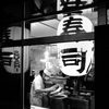 Night street photography : the GR IIIx settings for low light